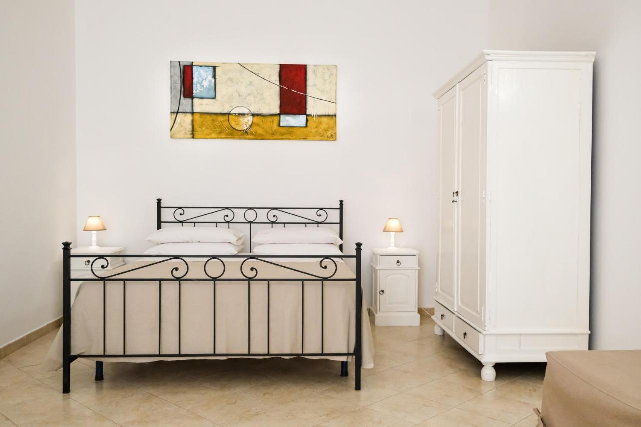 Terra D'Otranto Bed and Breakfast Uggiano La Chiesa Buitenkant foto