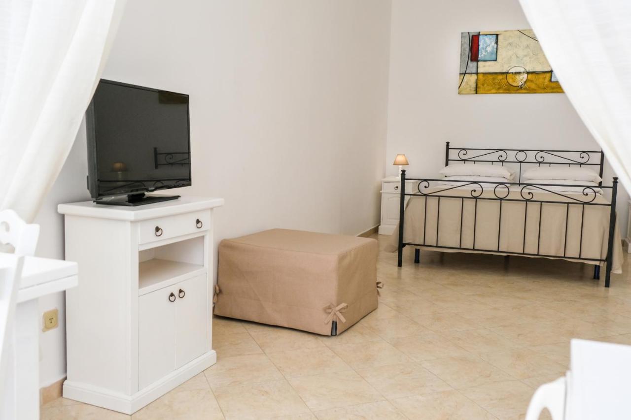 Terra D'Otranto Bed and Breakfast Uggiano La Chiesa Buitenkant foto