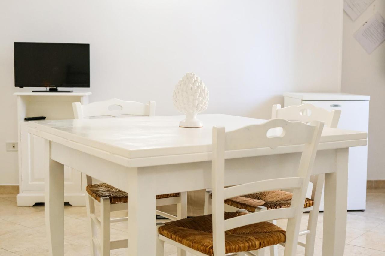 Terra D'Otranto Bed and Breakfast Uggiano La Chiesa Buitenkant foto